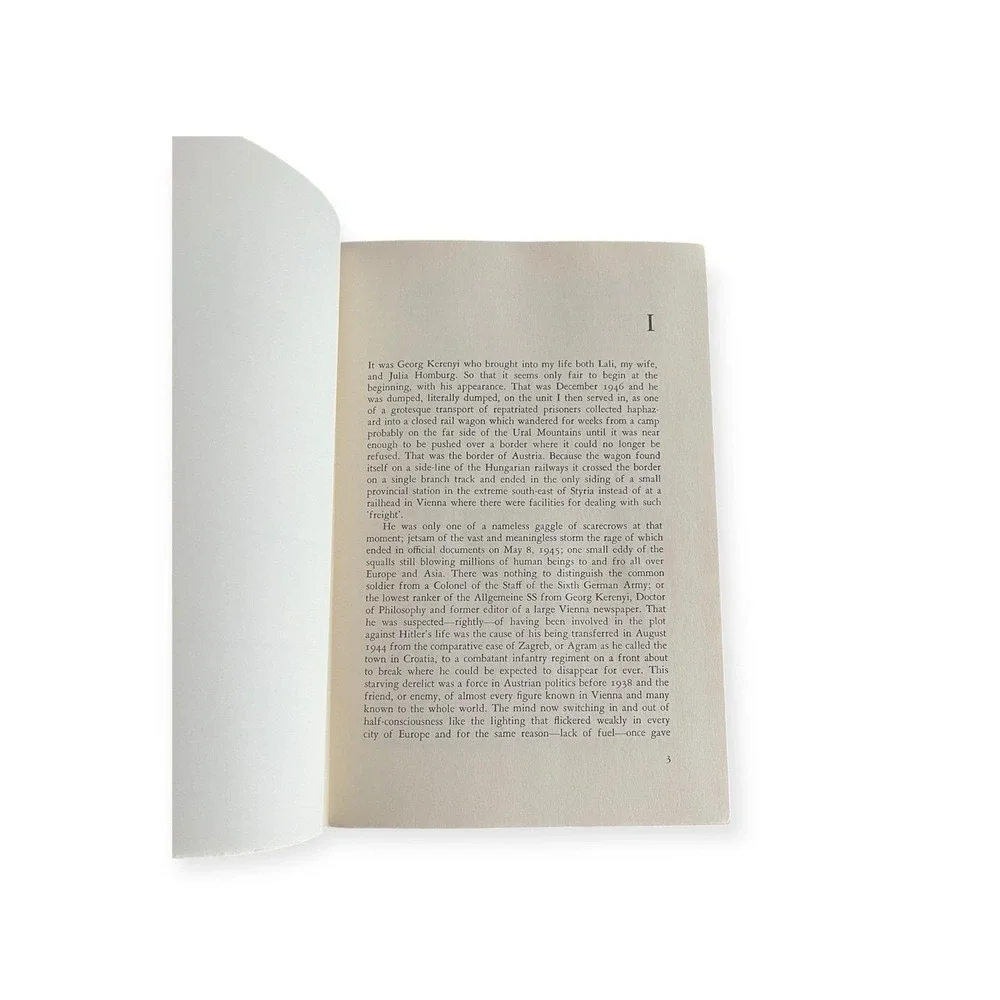 A Place In The Country Sarah Gainham‎ 1969 HCDJ Ex Lib Holt Rinehart Winston Vtg
